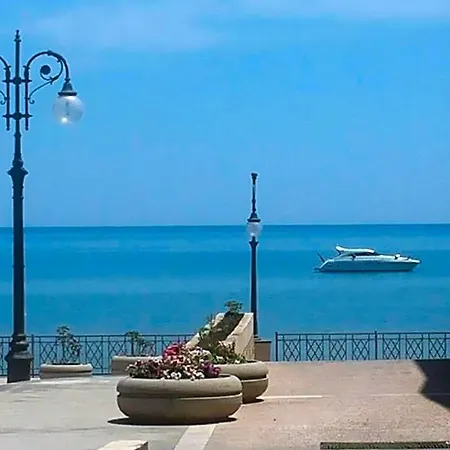 Ada 3* Pozzallo