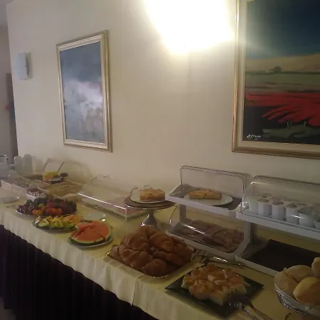 Ada Hotel